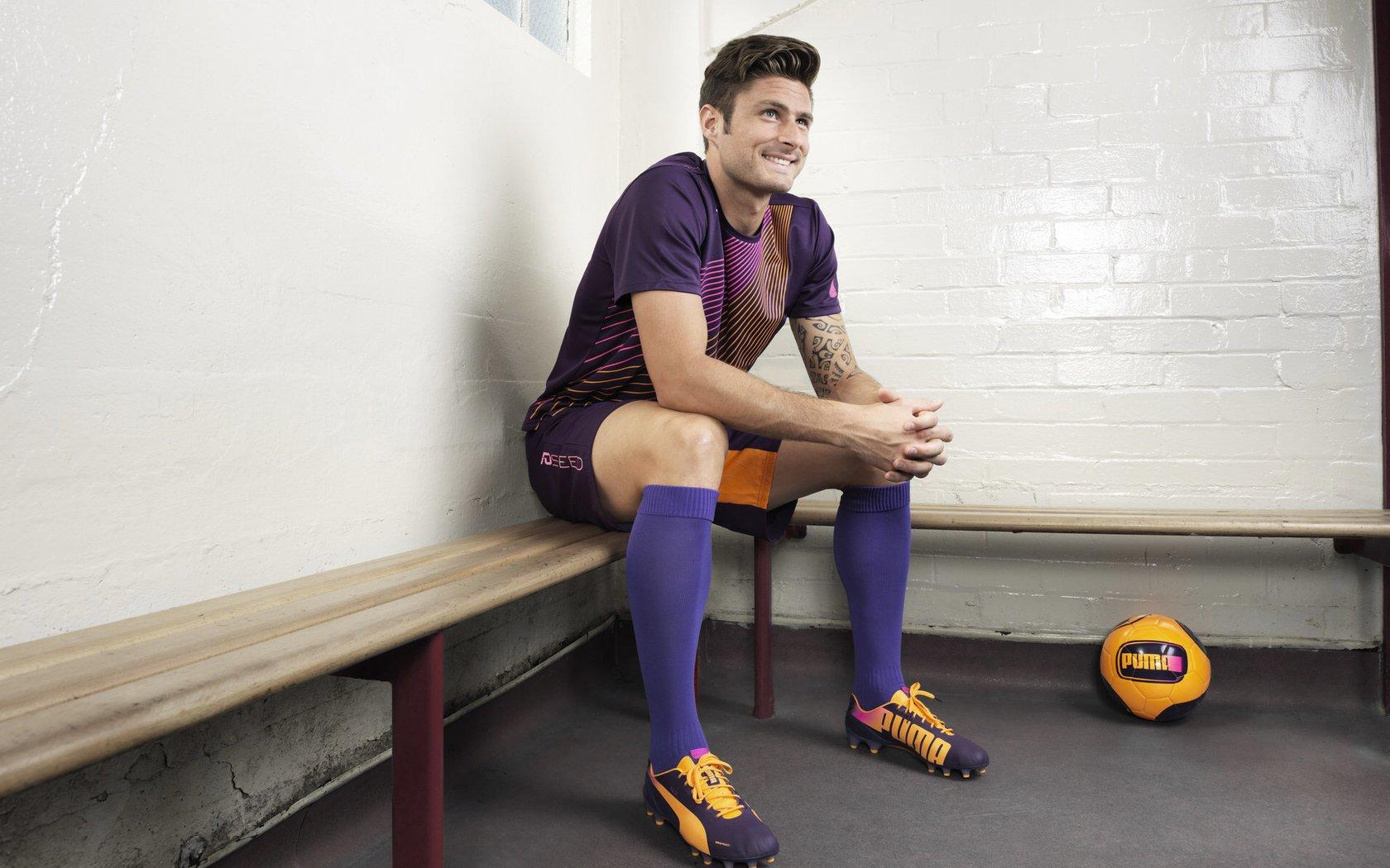 掘金队记，科罗拉多签下后卫里斯-比克曼，赌城夏联成试金石